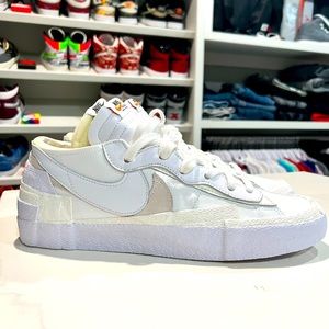 DEADSTOCK never worn. Nike sacia blazer white/sail.